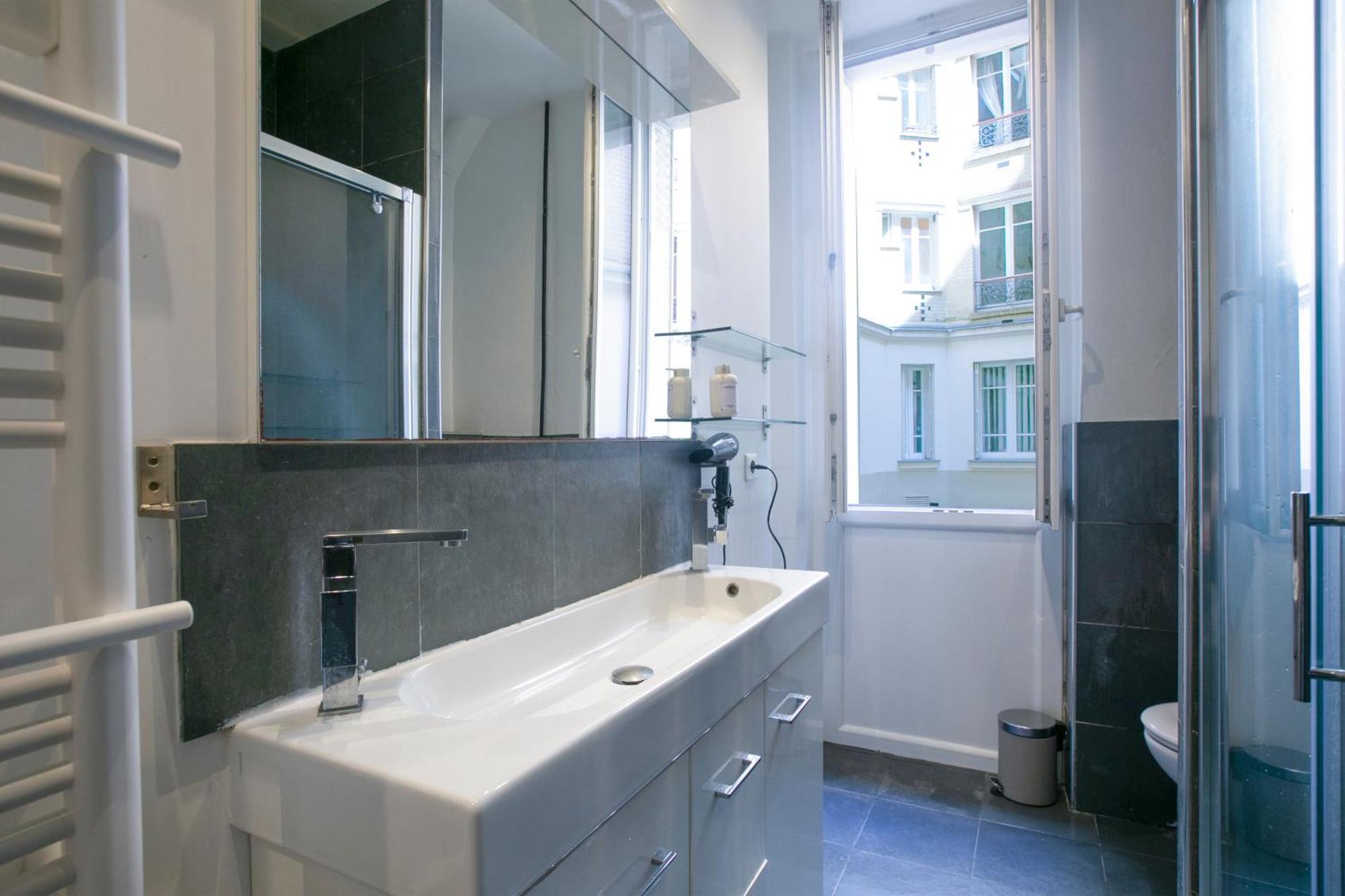 Warm 2 Bedrooms Apartement - C38 Parigi Esterno foto